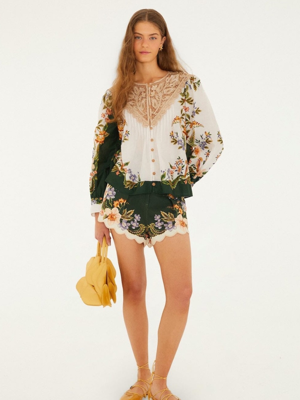FARM Rio Black Floral Embroidered Scallop Shorts with Woven Buckle - Picture 3 of 4